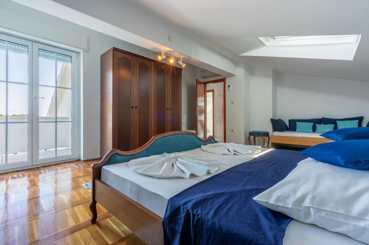 Apartments Vila Antula Banjol Екстер'єр фото