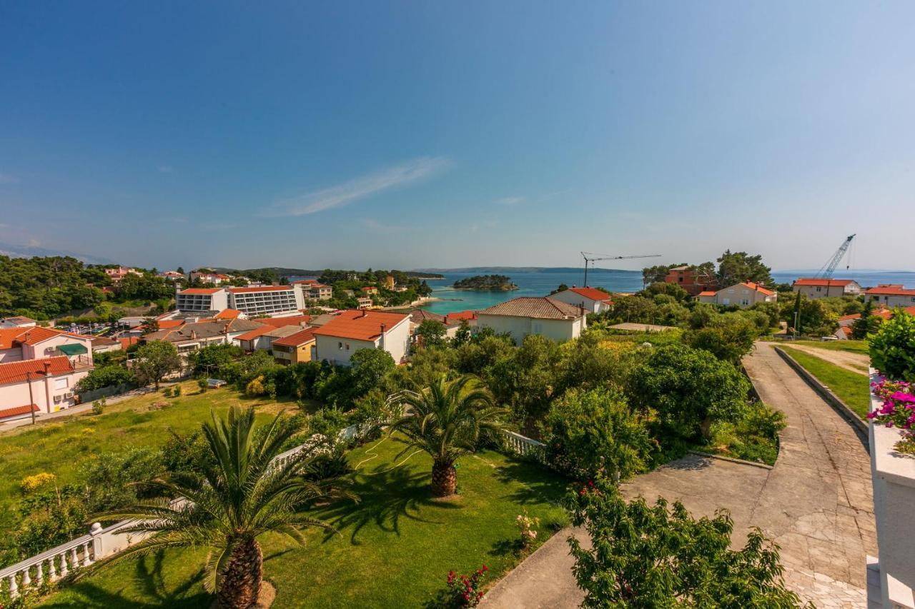 Apartments Vila Antula Banjol Екстер'єр фото