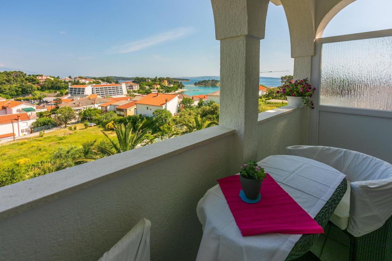 Apartments Vila Antula Banjol Екстер'єр фото