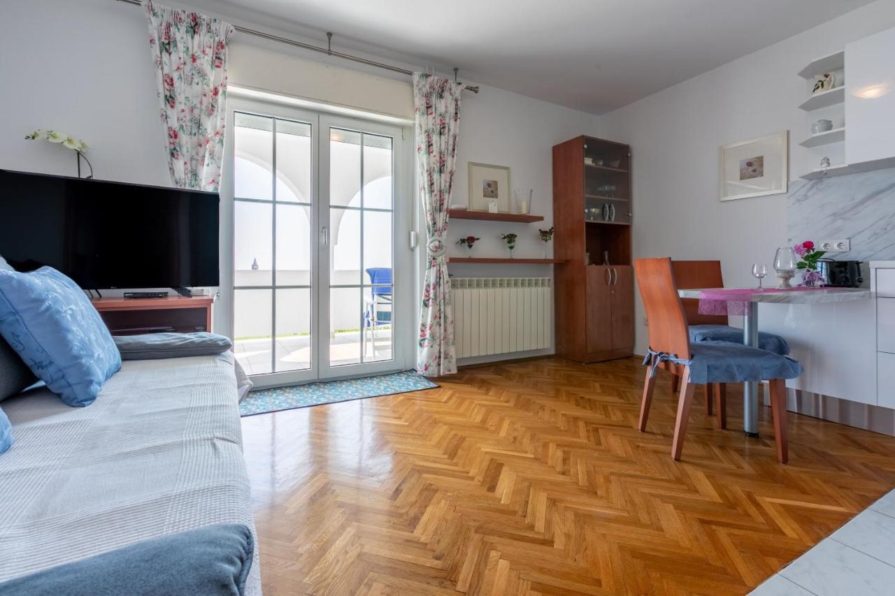Apartments Vila Antula Banjol Екстер'єр фото